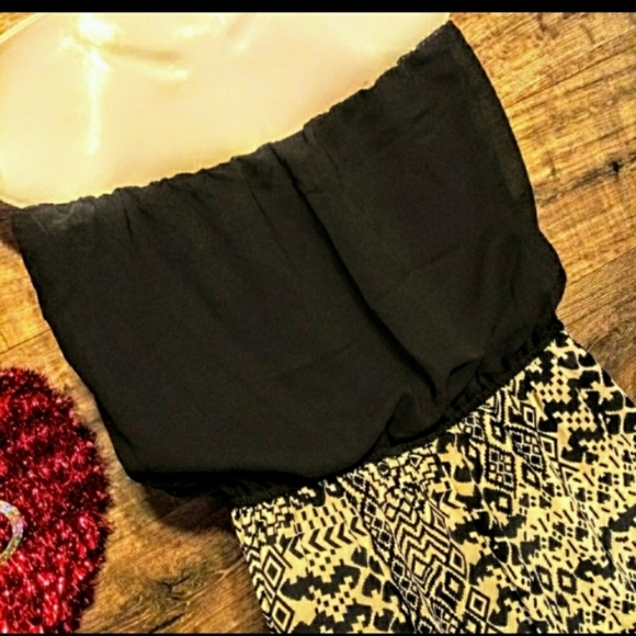 Liberty Love Strapless Jumpsuit Romper Aztec Print Size Medium Wide Leg EUC - Picture 6 of 9